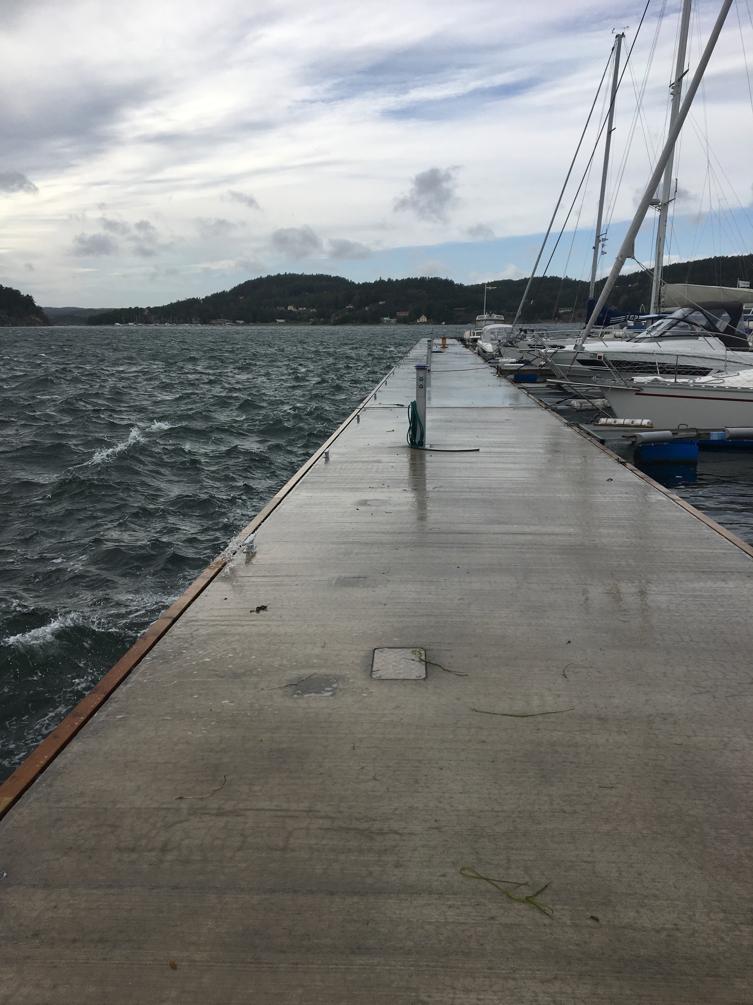 Vågbrytare 4m x 100m i Ljungskile